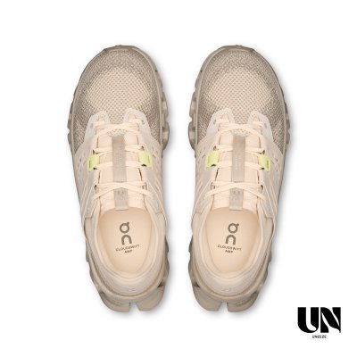 ON CLOUDSWIFT AMP SAND | DESERT [WOMEN]