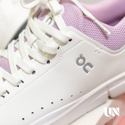 ON THE ROGER ADVANTAGE WHITE | ASTER [WOMEN]