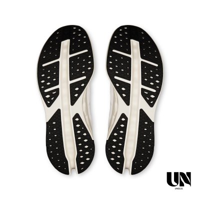 ON CLOUDSURFER MAX WHITE | WHITE [WOMEN]