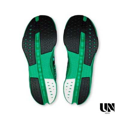 ON CLOUDSURFER NEXT MINT | BLACK [WOMEN]