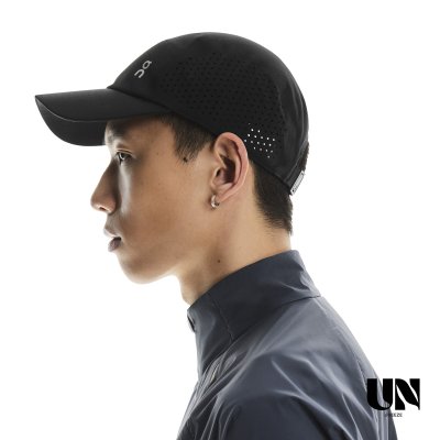 ON LIGHTWEIGHT CAP - BLACK