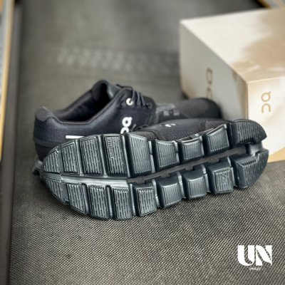ON CLOUD 5 ALL BLACK [WOMEN]