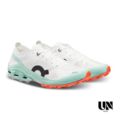 ON CLOUDVENTURE PEAK 3 UNDYED-WHITE [WOMEN]