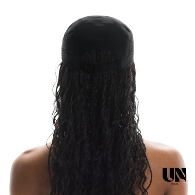 ON LIGHTWEIGHT CAP - BLACK