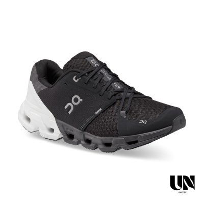 ON CLOUDFLYER 4 WIDE BLACK | WHITE [MEN]