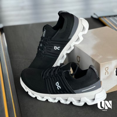 ON CLOUDSWIFT 3 ALL BLACK [MEN]