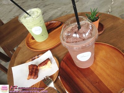 Slow Cafe by Room 111 Silom Soi 7
