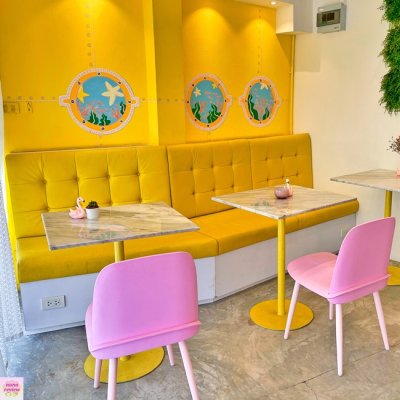 Yellow Submarine homemade Icecream Pattaya