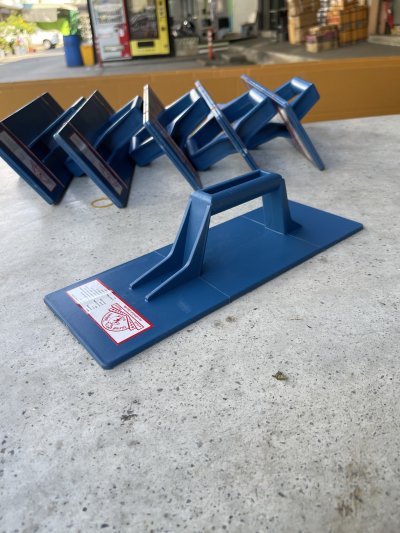 เกรียงฉาบปูน PVC ช้างยืน