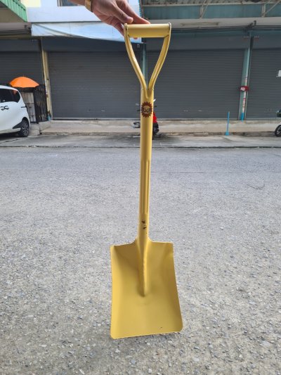 พลั่วเหล็กหนา สีครีม ช้าง CMK