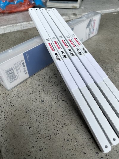 ใบเลื่อยตัดเหล็ก LENOX สแตนเลส USA แท้ สามารถบิดงอได้