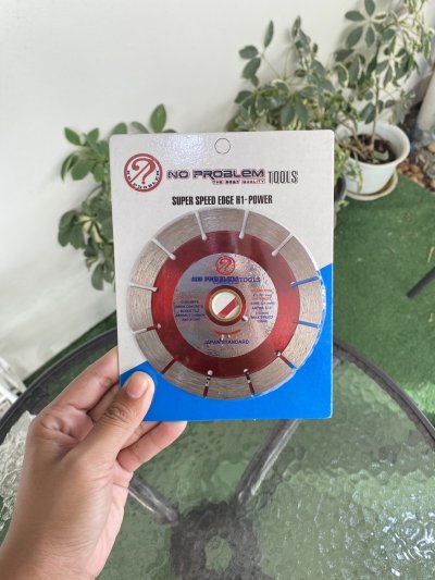 แผ่นตัดสีแดงรูไซด์ 12 ร่อง NO PROBLEM 4”115"