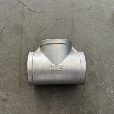 สามทาง สแตนเลสเกลียว BSPT SUS 304 | จามจุรี วาณิช