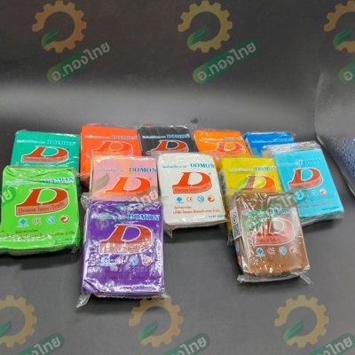 ดินน้ำมัน 100 กรัม คละสี  (DOMON)