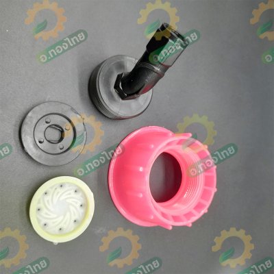 หัวพ่นยา พลาสติก หัวบัวพลาสติก เครื่องพ่นยาแบตเตอรี่ ถังโยก (สีชมพู 8 รู)