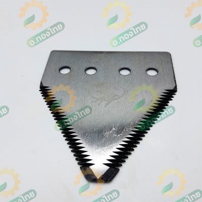 ใบมีดสามเหลี่ยม ใบมีดตัดหญ้า 2 ใบ (แถมน็อตจับใบมีด 4 ตัว)