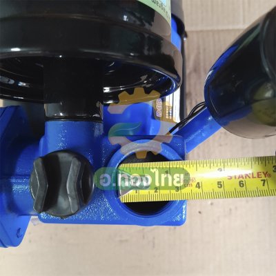 ปั๊มออโต้ ปั๊มน้ำอัตโนมัติ 350 W 1 นิ้ว ยี่ห้อ DEDEE ดีดี - รุ่น DD-350D-1