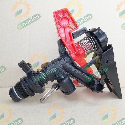 สปริงเกอร์ pvc ปรับองศาได้ 360 ขนาด 1/2 นิ้ว ยี่ห้อ Super Products (สีแดง)