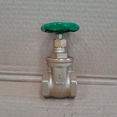 ประตูน้ำทองเหลือง แบบพวงมาลัย วาล์วปิดเปิด ขนาด 1 นิ้ว ยี่ห้อ SANWA ซันวา