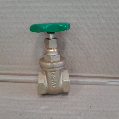 ประตูน้ำทองเหลือง แบบพวงมาลัย วาล์วปิดเปิด ขนาด 3/4 นิ้ว ยี่ห้อ SANWA