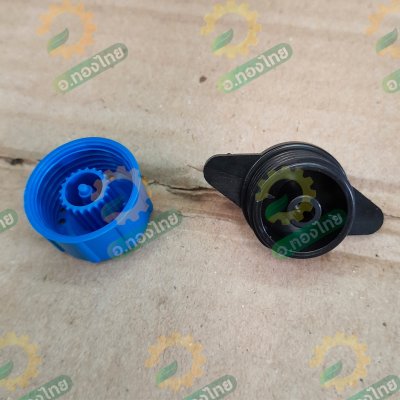 มินิสปริงเกอร์ หัวน้ำหยด จานบิน เสียบสายไมโคร PE (สีฟ้า) ยี่ห้อ ปลาวาฬ จำนวน 10 ตัว