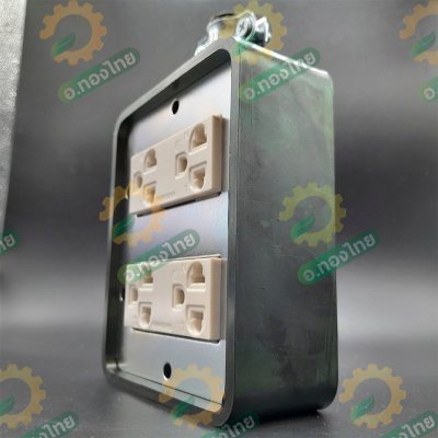 บล็อกยาง 4 x 4 พร้อมปลั๊กกราวค์คู่ รุ่น WNG 15923-7 สีดำ 16A 250V (Nationine)