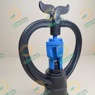 สปริงเกอร์ เกลียวใน 1/2 นิ้ว (โครงหมุนรอบตัว-สีฟ้า) น้ำออก2ทาง รุ่น WSF2 ยี่ห้อ ปลาวาฬ