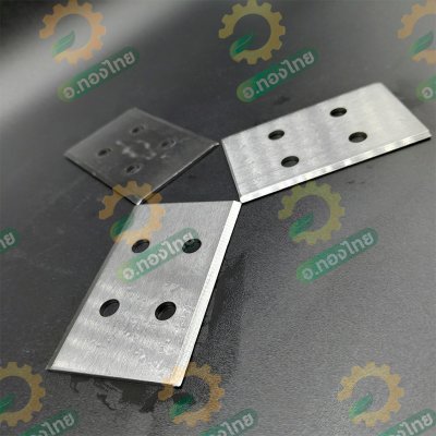 ใบมีดตัดหญ้า 3ใบ/ชุด แบบติดจานยึด ทำจากเหล็กไฮสปีด + น็อต 6 ตัว ตราหงษ์ (แบบสั้น)