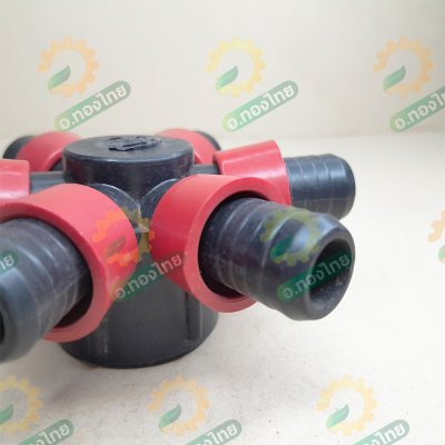 ข้อต่อ 6 ทาง ข้อต่อแยกเทปน้ำหยด เกลียวใน 1 นิ้ว*16 มม. (แบบดีงล็อค) สีแดง