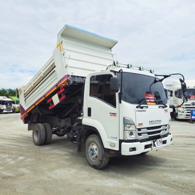 หกล้อดั้มพ์ ISUZU FRR 210 แรงม้า ปี 65 ไมล์น้อย
