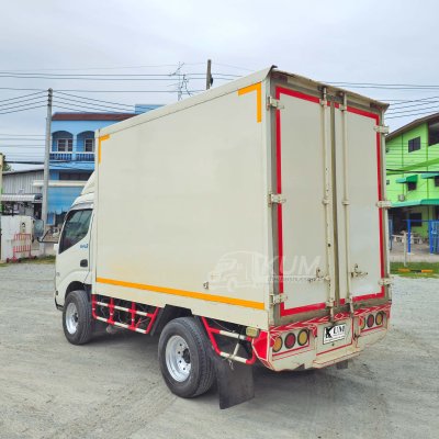 สี่ล้อตู้ HINO XZU 136 แรงม้า ปี 61 ราคาเบาๆ สี่ล้อตู้ HINO XZU 136 แรงม้า ปี 61 ราคาเบาๆ