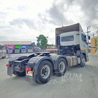 สิบล้อหัวลาก UD GWE 398.4 แรงม้า ปี 65 สองเพลา