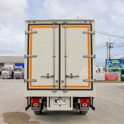 สี่ล้อตู้เย็น HINO XZU 136 แรง ปี 2566