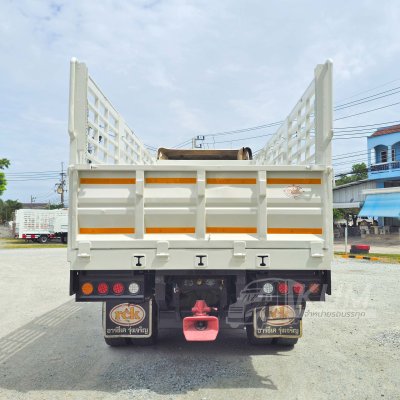 สิบสองล้อคอก Volvo FH 440 แรงม้า ปี 56 ราคาถูกเกิ้นน