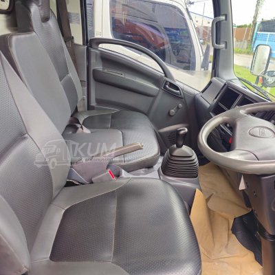 สี่ล้อตู้ ISUZU NLR 130 แรงม้า ปี 60 ราคาเบาๆ