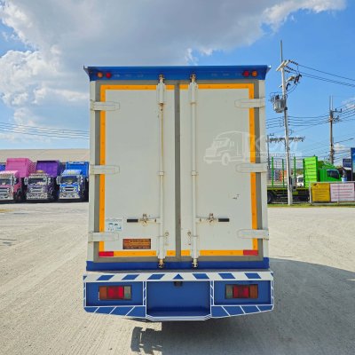 สี่ล้อตู้ ISUZU NLR 104 แรง ปี 2564