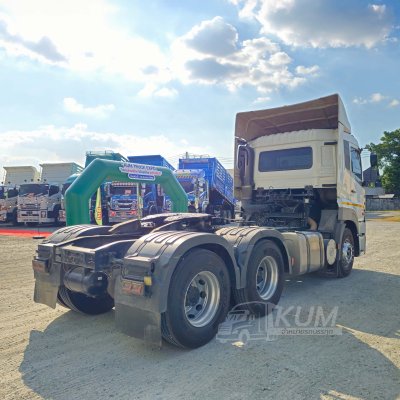 สิบล้อหัวลาก UD GWE 390 แรง ปี 2565