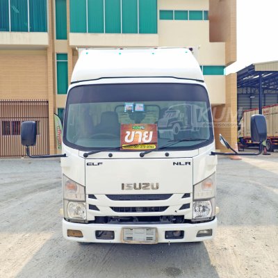 สี่ล้อตู้ ISUZU NLR 104 แรง ปี 2563