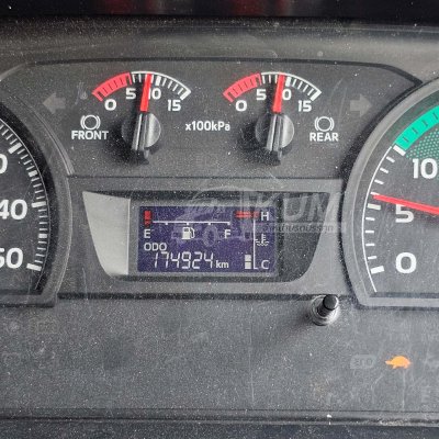 สิบล้อตู้สิบบาน HINO FL8J 260 แรง ปี 2566