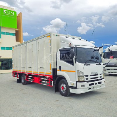 หกล้อตู้สิบบาน ISUZU FRR 190 แรง ปี 2556