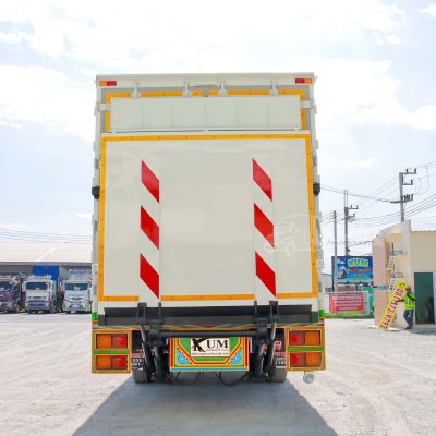 หกล้อตู้สิบบาน ISUZU FTR 240 แรง ปี 2561