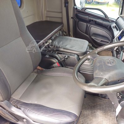 สด ลด VAT หกล้อตู้สิบบาน HINO FG 240 แรงม้า ปี 61 หลังคาแบบลอน