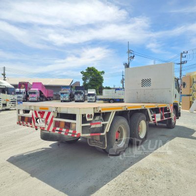 ISUZU FVZ 300 แรงม้า ปี 57 รถบรรทุก 10ล้อ พื้นเรียบ