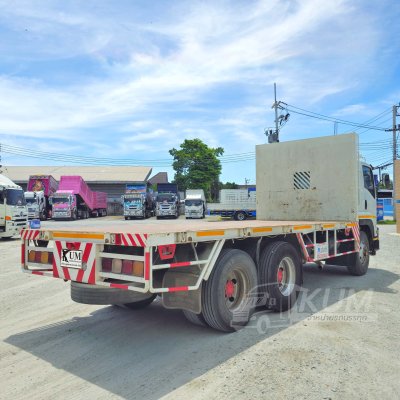 ISUZU FVZ 300 แรงม้า ปี 57 รถบรรทุก 10ล้อ พื้นเรียบ