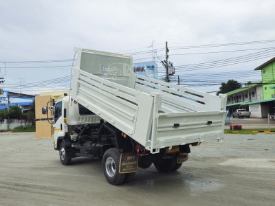 สด ลด VAT หกล้อดั้มพ์ ISUZU FRR 210 แรงม้า ปี 65 คันนี้ไมล์น้อย ยางใหม่