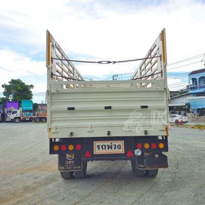 สิบสองล้อคอก Volvo FH 440 แรงม้า ปี 56 + หางคอก สองเพลา อู่ เอสเคที ปี 65 สิบสองล้อคอก Volvo FH 440 แรงม้า ปี 56 + หางคอก สองเพลา อู่ เอสเคที ปี 65