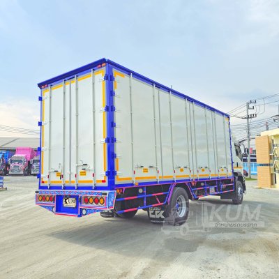 หกล้อตู้สิบบาน ISUZU FTR 240 แรง ปี 66 หกล้อตู้สิบบาน ISUZU FTR 240 แรง ปี 66