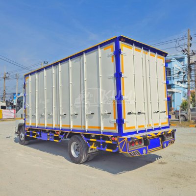 หกล้อตู้สิบบาน ISUZU FRR 210 แรง ปี 2566
