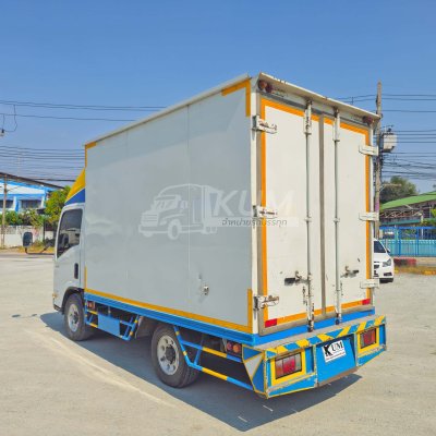 สี่ล้อตู้ ISUZU NLR 104 แรง ปี 2563