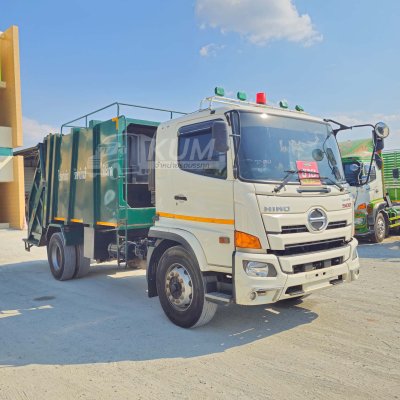 หกล้อบรรทุกขยะ HINO FG8J 240 แรง ปี 2566